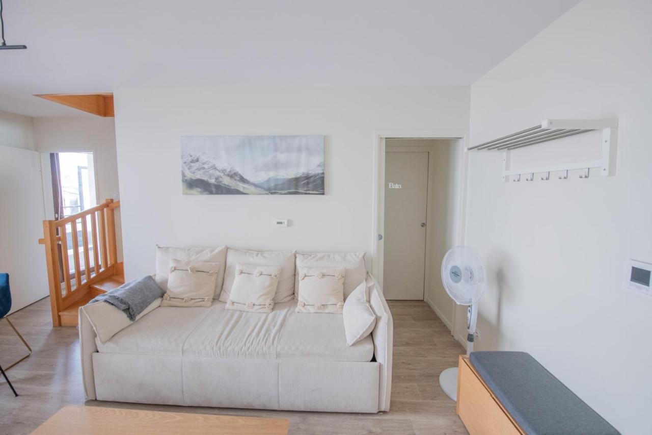 Machouart Le Duplex -Parking Gratuit Equipee Commodites- Lägenhet Aubervilliers Exteriör bild