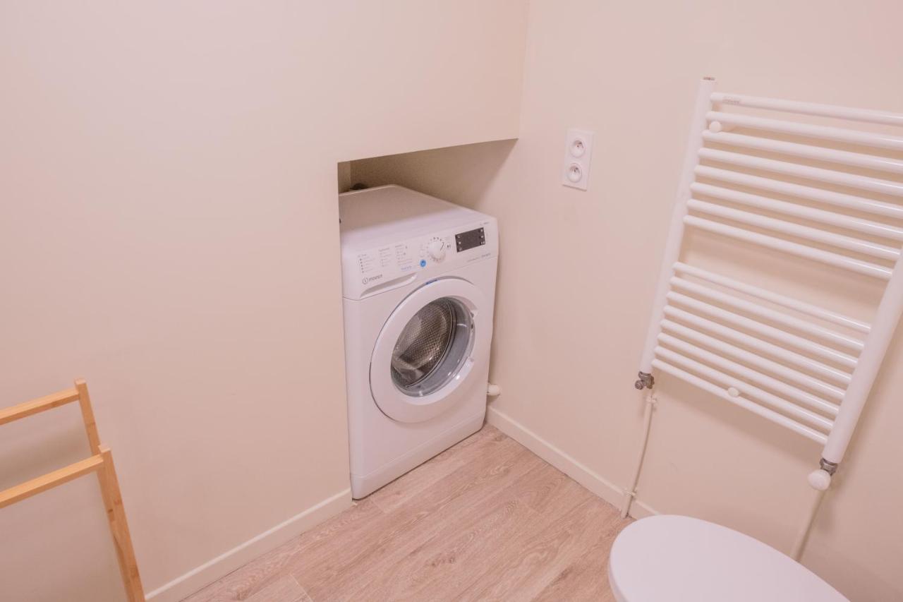 Machouart Le Duplex -Parking Gratuit Equipee Commodites- Lägenhet Aubervilliers Exteriör bild